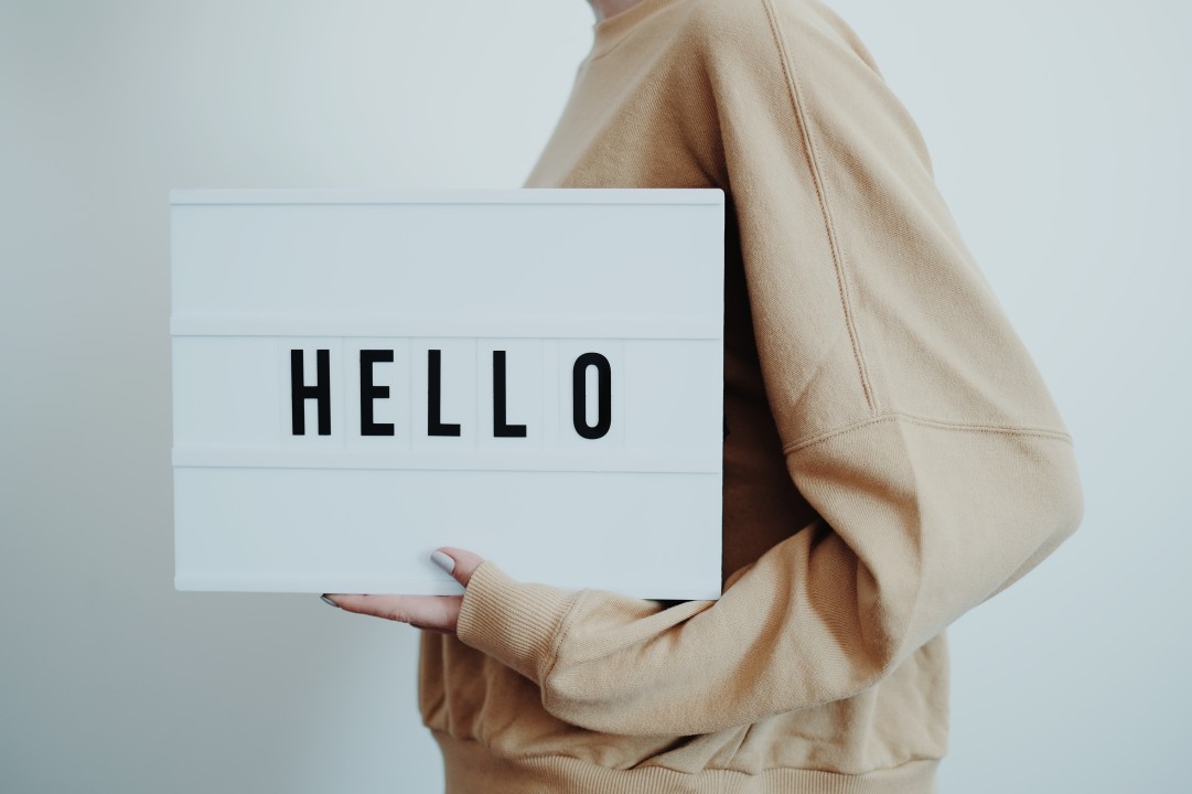 How To Reach LinkedIn People Outside of LinkedIn